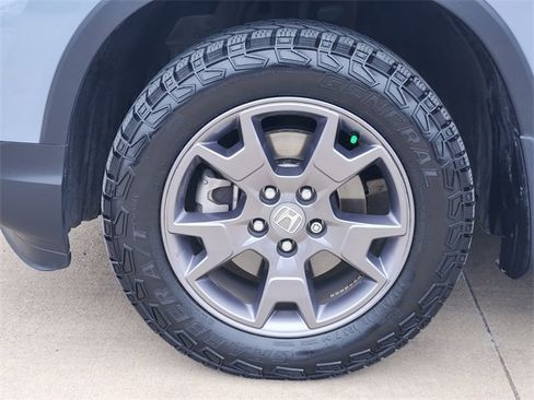 Certified 2024 Honda Passport TrailSport image 21