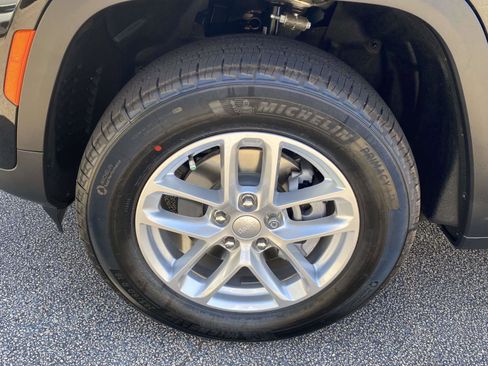 New 2025 Jeep Grand Cherokee Laredo X image 22