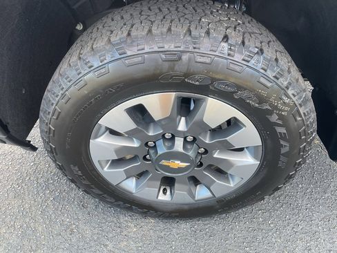 New 2026 Chevrolet Silverado 2500 Custom w/ Custom Value Package image 7