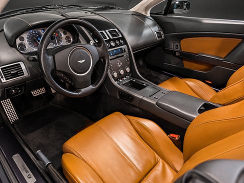 Used 2007 Aston Martin V8 Vantage Roadster RWD image 11