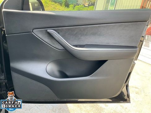 Used 2022 Tesla Model Y Performance image 71