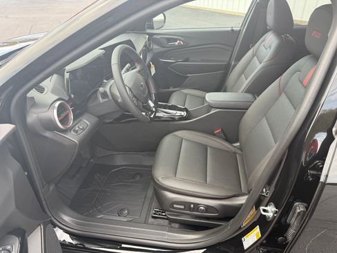 New 2026 Chevrolet Trax RS image 11