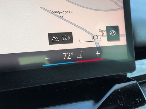 Certified 2024 BMW 530i xDrive w/ Premium Package image 24