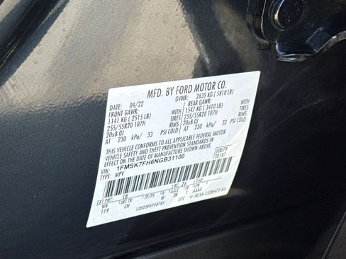 Used 2022 Ford Explorer Limited w/ Equipment Group 301A image 34