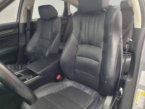 Used 2018 Honda Accord EX-L image 17