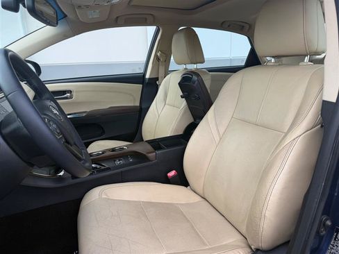 Used 2014 Toyota Avalon Limited w/ Technology Package FWD image 24