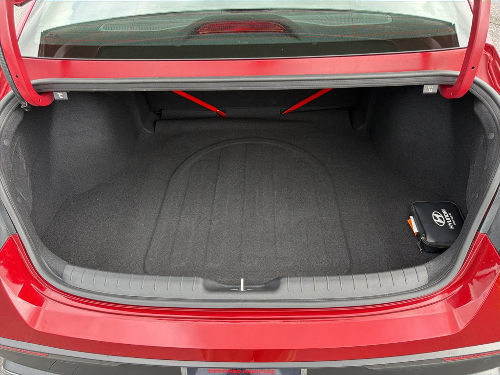 Used 2025 Hyundai Elantra N FWD image 18