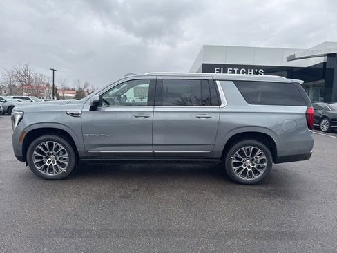 New 2026 GMC Yukon XL Denali w/ Denali Reserve Package AWD/4WD image 10