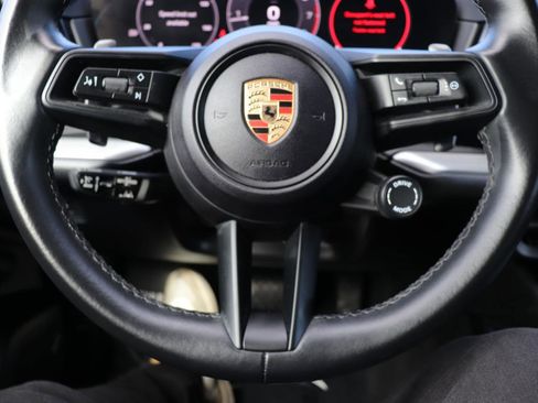 Used 2024 Porsche Cayenne AWD/4WD image 29