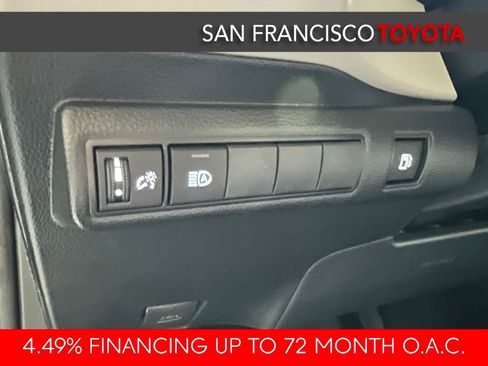 Certified 2023 Toyota Corolla LE image 33