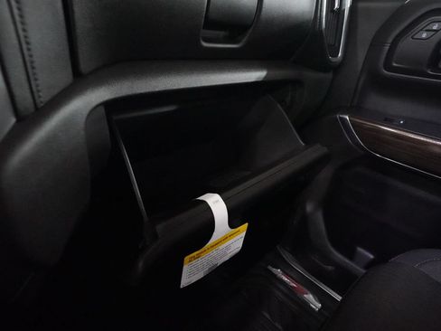 Used 2020 Chevrolet Silverado 1500 RST AWD/4WD image 29