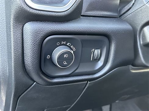 Used 2024 RAM 2500 Big Horn image 17