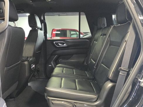 Used 2021 GMC Yukon SLT AWD/4WD image 8