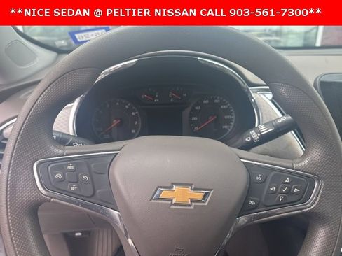 Used 2020 Chevrolet Malibu LT image 12