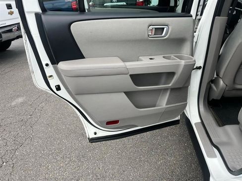 Used 2015 Honda Pilot EX image 19