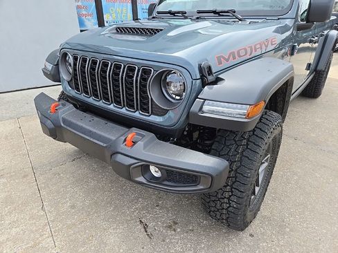 New 2026 Jeep Gladiator Mojave AWD/4WD image 17