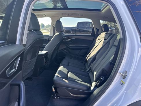 Used 2023 Audi Q7 3.0T Prestige w/ Prestige Package image 31