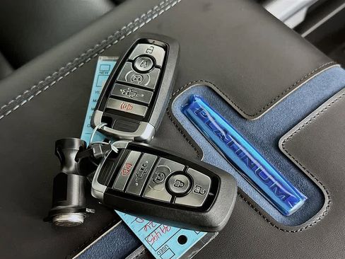 New 2026 Ford F450 Platinum w/ FX4 Off-Road Package image 22