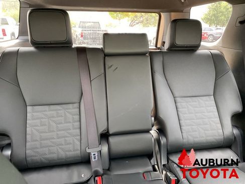 New 2026 Toyota 4Runner TRD Off-Road Premium AWD/4WD image 21