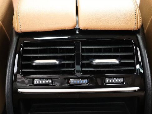 Used 2019 BMW 540i w/ Premium Package image 73