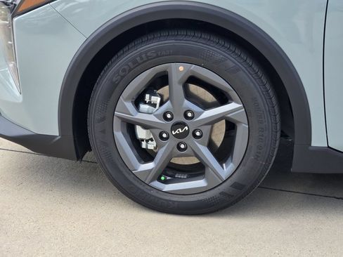 New 2026 Kia K4 FWD image 9