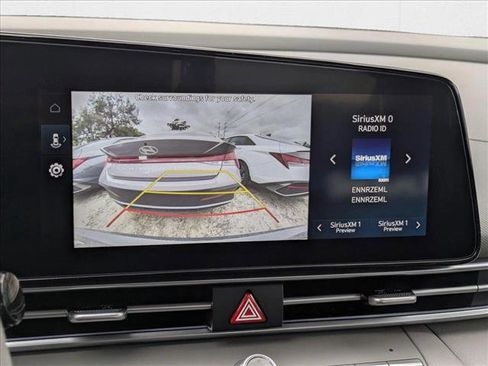 New 2025 Hyundai Elantra SEL image 13