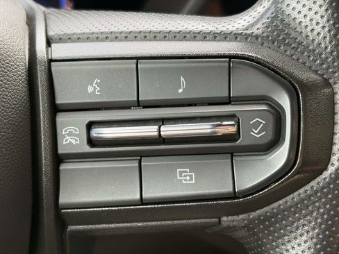 Used 2023 Chevrolet Colorado W/T RWD image 20