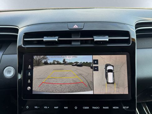 Used 2022 Hyundai Tucson Limited AWD/4WD image 15