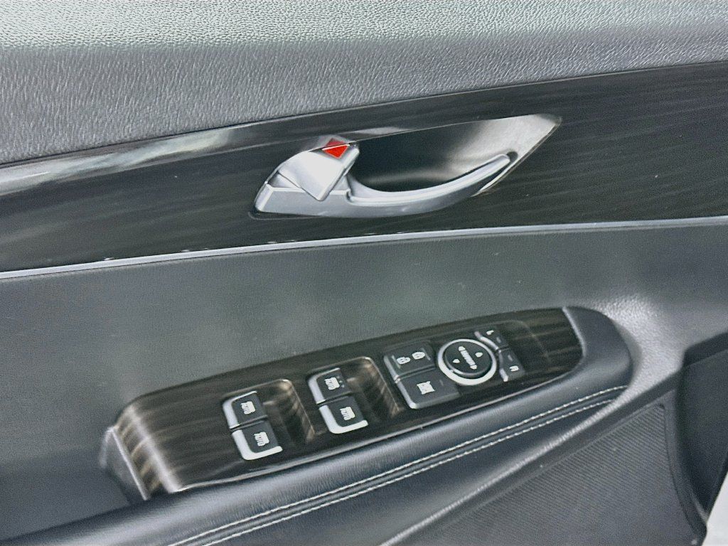 Used 2020 Kia Sorento LX w/ LX I4 Convenience Package AWD/4WD image 24