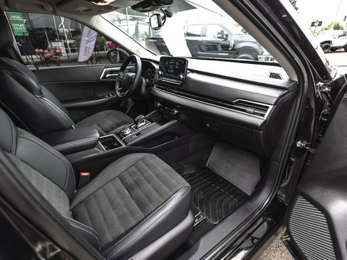 Used 2024 Mitsubishi Outlander SE AWD/4WD image 26
