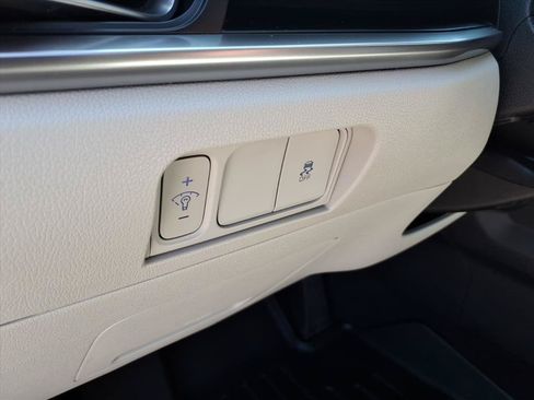 Used 2024 Kia Sorento S AWD/4WD image 24