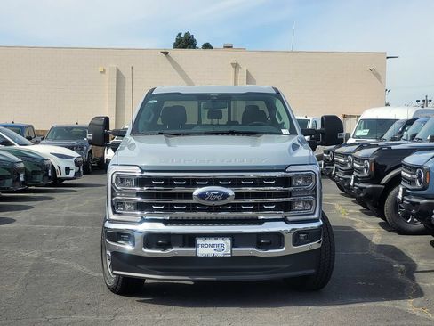 New 2026 Ford F250 Lariat w/ Lariat Premium Package AWD/4WD image 2