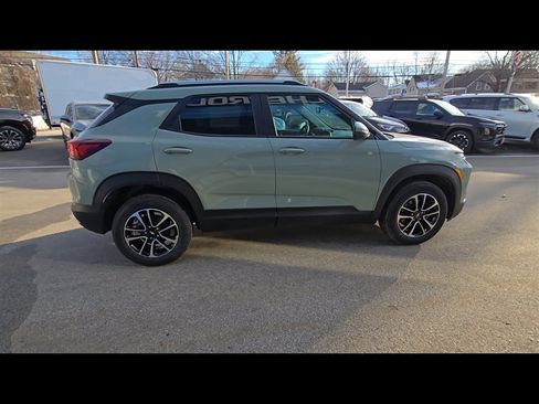 New 2026 Chevrolet TrailBlazer LT w/ Convenience Package image 9