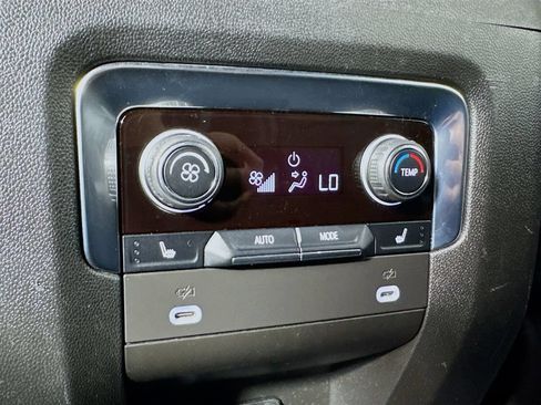Used 2023 Chevrolet Suburban High Country w/ Max Trailering Package AWD/4WD image 21