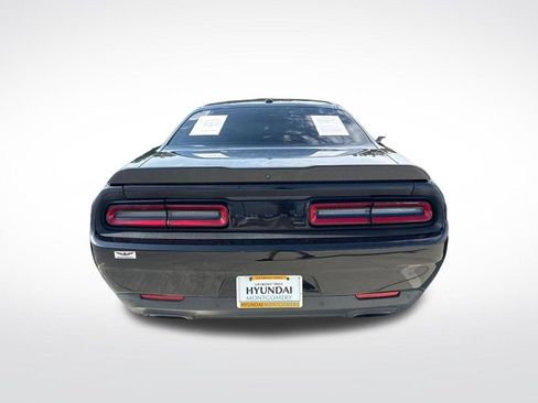 Used 2022 Dodge Challenger R/T w/ Blacktop Package RWD image 6