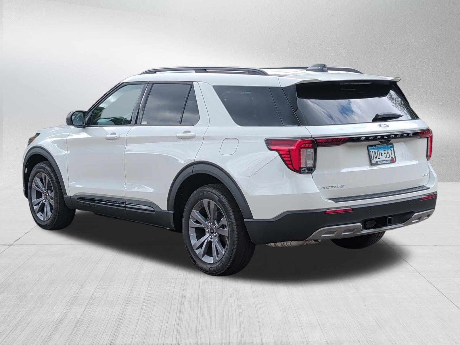 Used 2026 Ford Explorer Active w/ Active Comfort Package AWD/4WD image 5