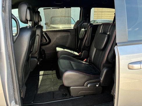 Used 2019 Dodge Grand Caravan GT FWD image 27