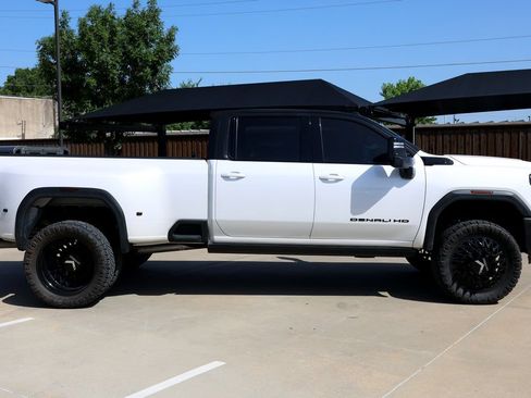 Used 2025 GMC Sierra 3500 Denali Ultimate AWD/4WD image 1