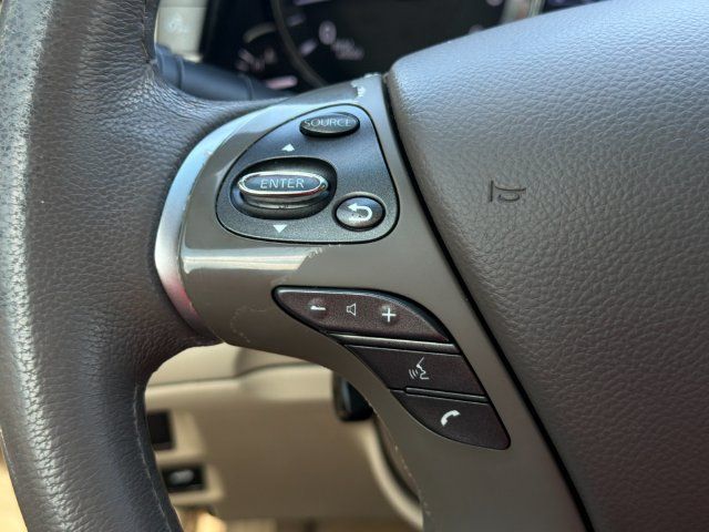 Used 2011 INFINITI M37 w/ Premium Pkg RWD image 25