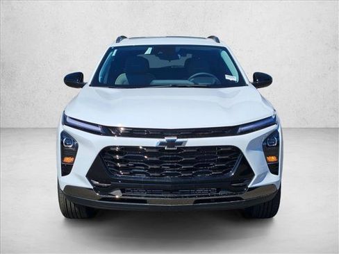New 2026 Chevrolet Trax ACTIV w/ Sunroof Package FWD image 6