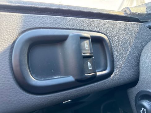 Used 2023 Ford Transit 250 Low Roof AWD w/ Exterior Upgrade Package image 29