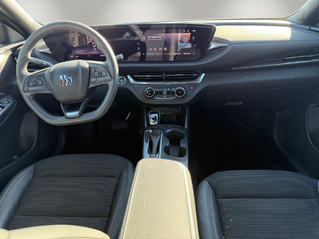 Used 2025 Buick Envista Preferred FWD image 12