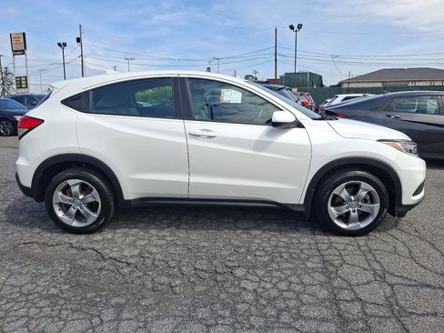 Used 2022 Honda HR-V LX image 7
