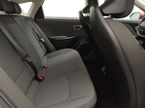 Used 2025 Kia K4 FWD image 19