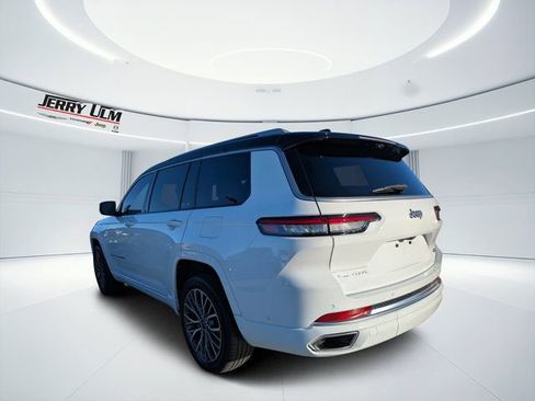 Used 2022 Jeep Grand Cherokee L Summit image 4