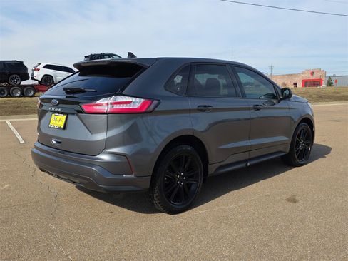 Used 2022 Ford Edge ST-Line image 8