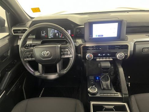 Certified 2025 Toyota Tacoma SR5 image 35