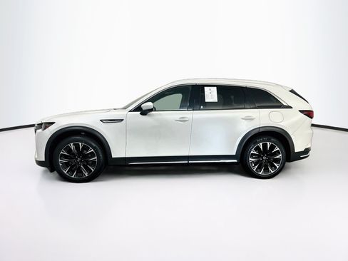 Used 2024 MAZDA CX-90 Plug-In Hybrid w/ Premium Plus AWD/4WD image 4