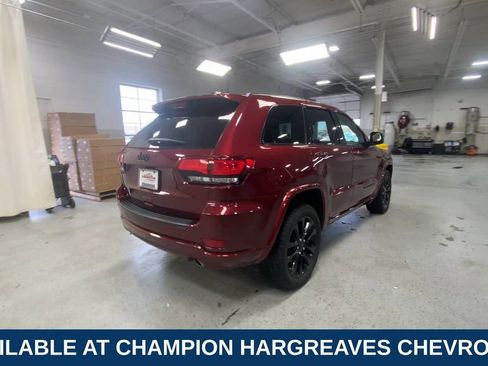 Used 2021 Jeep Grand Cherokee Laredo X AWD/4WD image 10