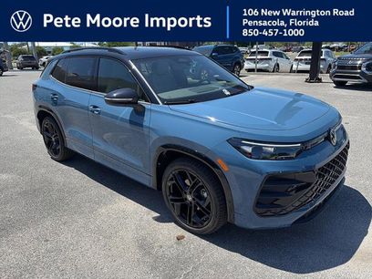 New 2026 Volkswagen Tiguan SE R-Line